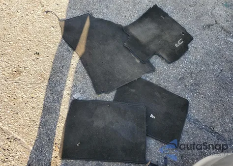 2012 Toyota Scion Tc z USA, uszkodzony, nr VIN JTKJF5C78C3024695